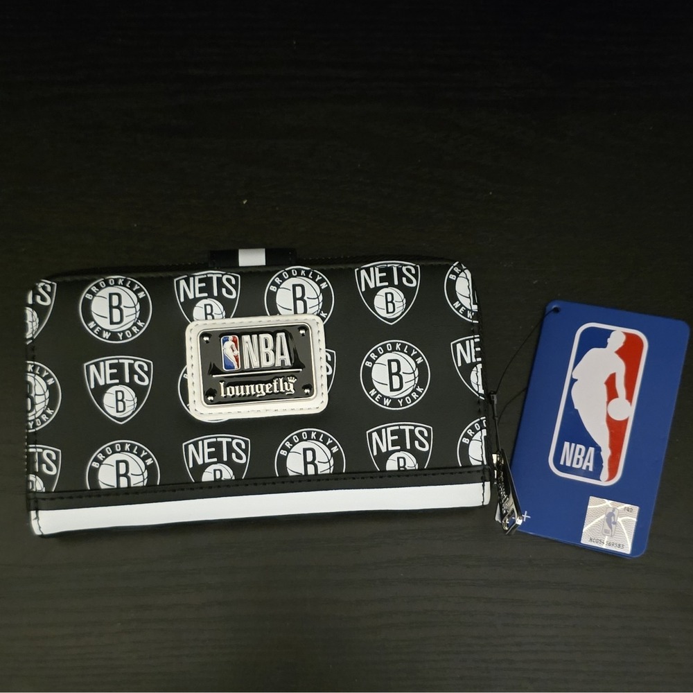 Loungefly Brooklyn Nets NBA Wallet Black White Basketball Official Licensed